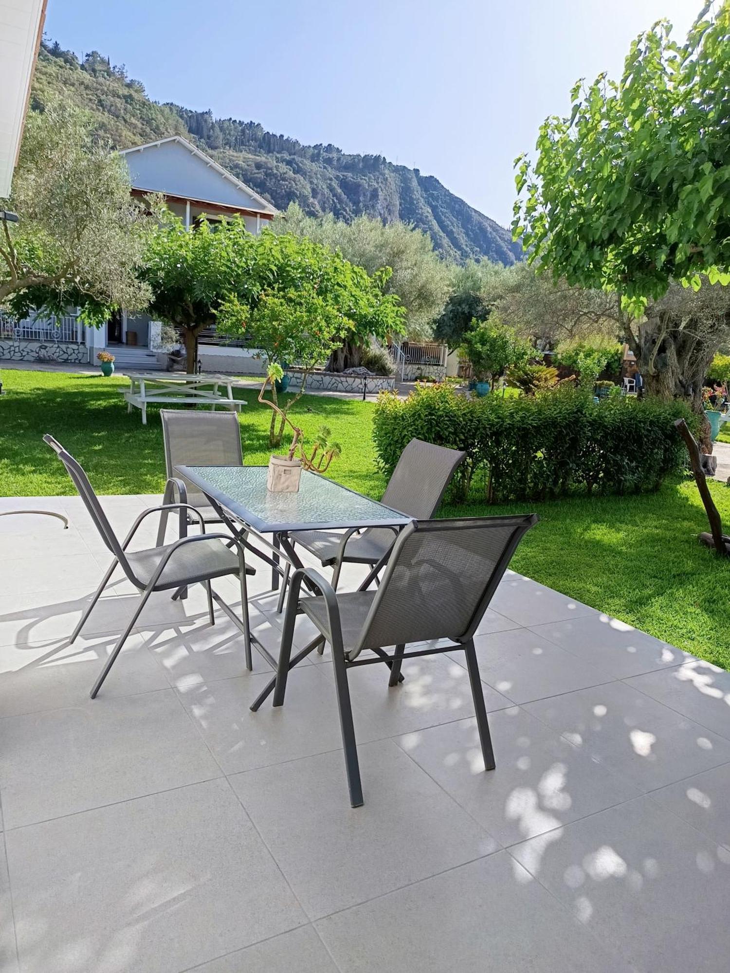 Drosostalia Apartments Lefkada City Exterior photo
